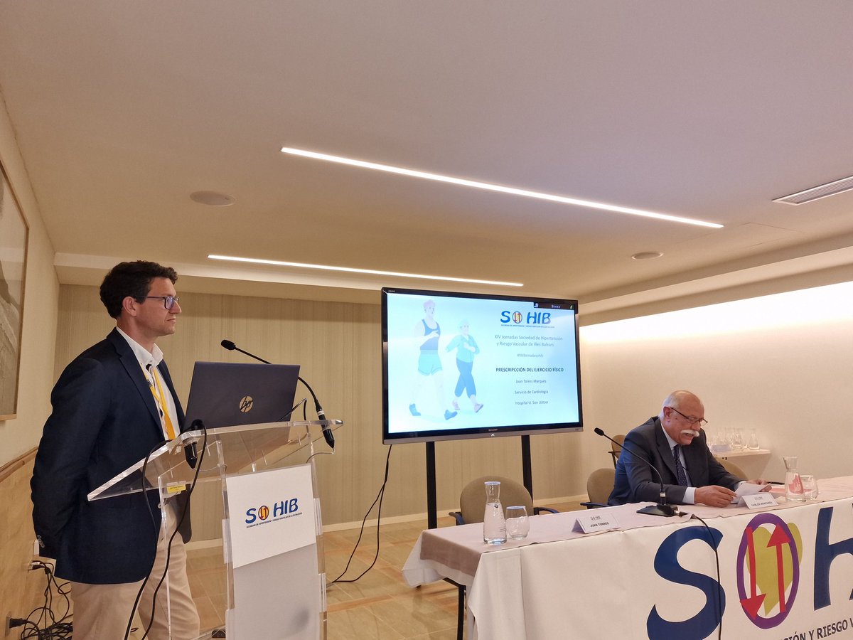 sohibhta's tweet photo. Turno del Dr. Juan Torres del @SonLlatzer en la #XIVjornadasohib https://t.co/Rw2xBCaybF