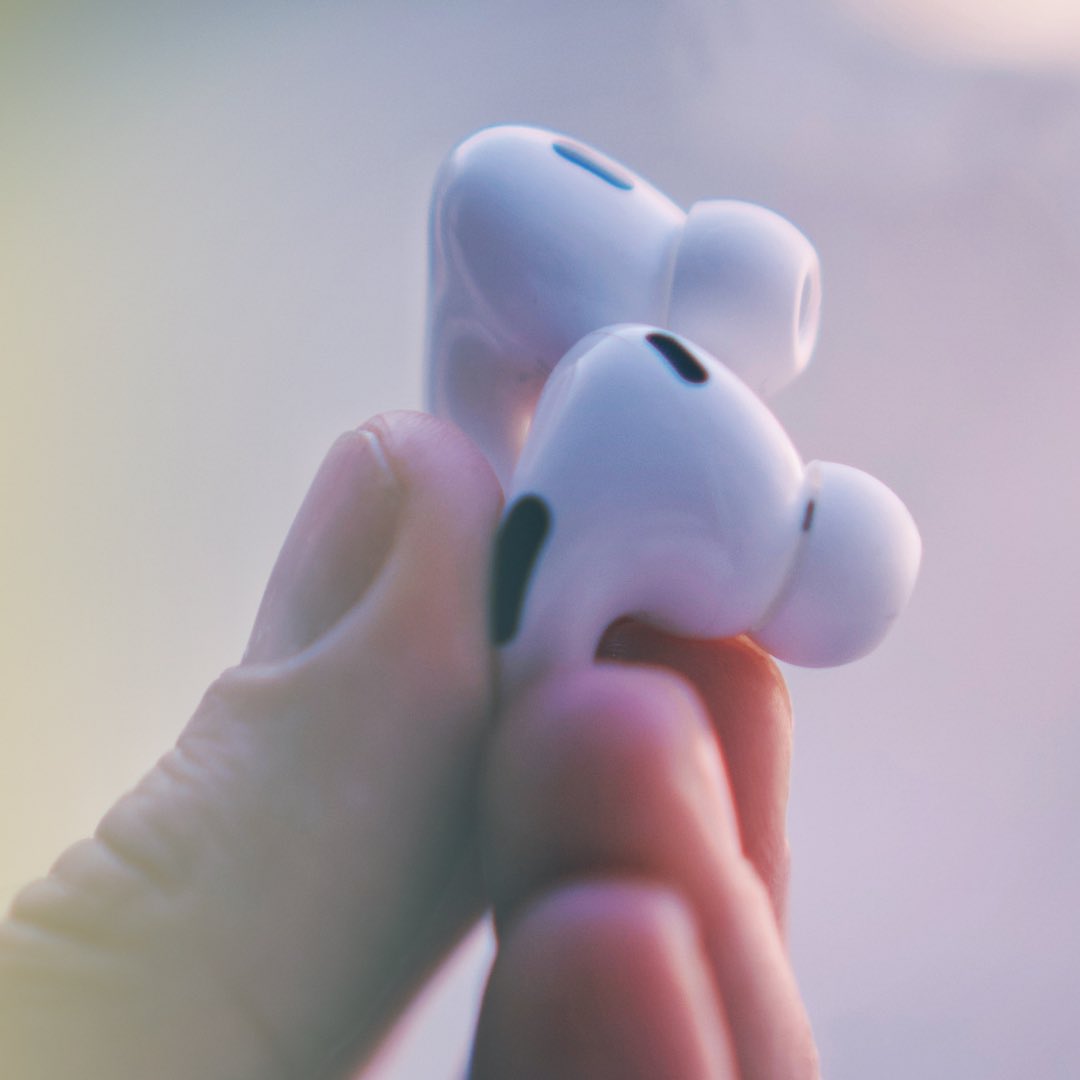 Which AirPods are you rocking? I love my AirPods Pro 2nd Gen 🎧🎶
#appleairpods #airpods #airpodspro #techcontentcreator #airpodsmax #techcreator #LukeTechReviews #ipadpro11 #photography #appletv4k #ipadpro #appletv #homepod #iphone14 #airpods3 #iphone14promax