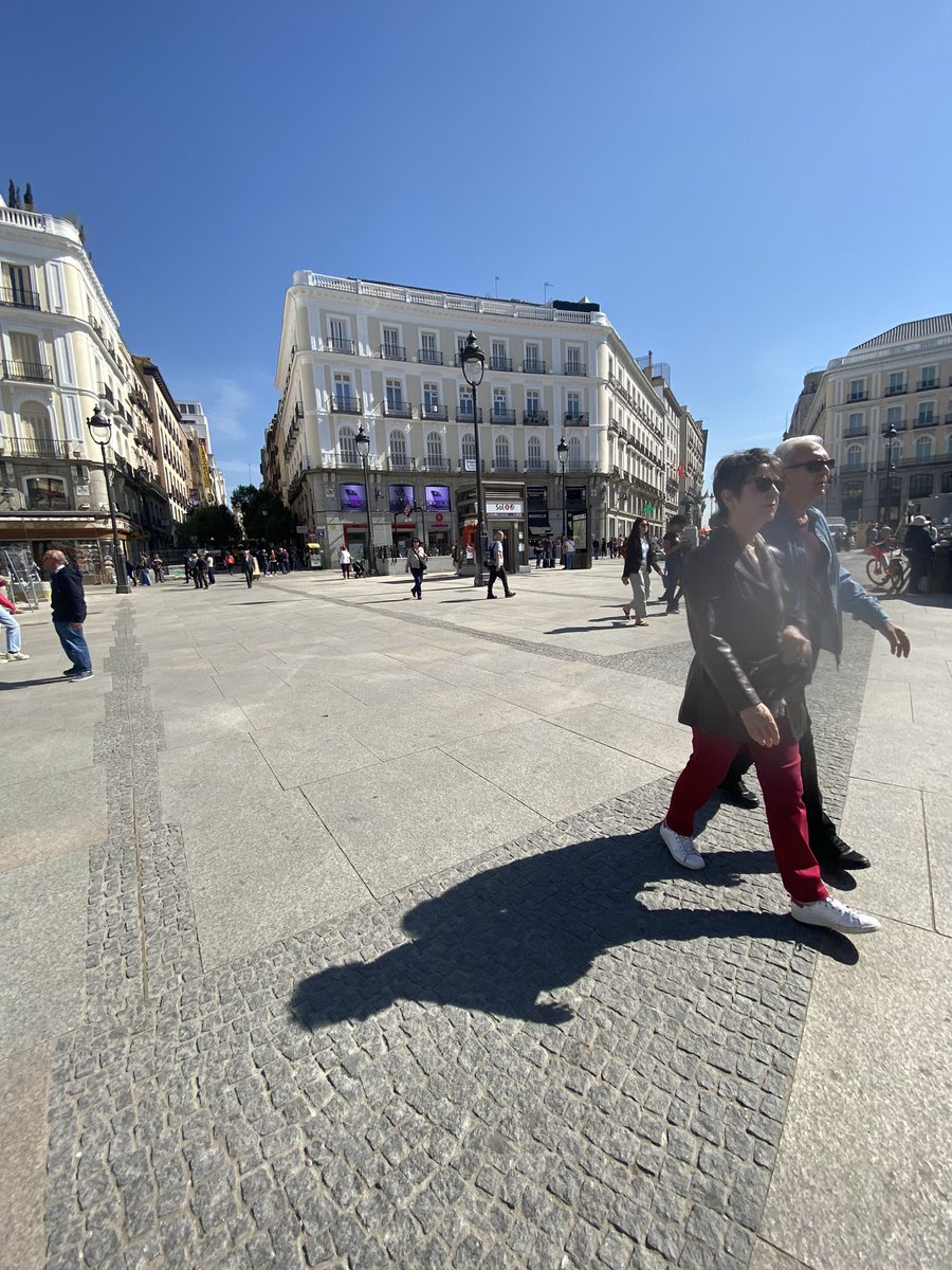 MadridDecadente's tweet image. 📌 Puerta del Sol 

Tras un breve paseo, confirmo lo que se ve en muchas imágenes desde ayer:

✅ La reforma es un MOJON