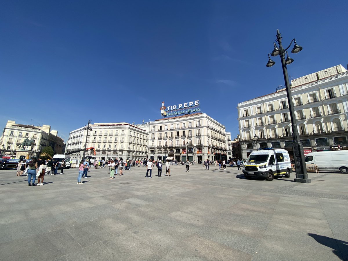 MadridDecadente's tweet image. 📌 Puerta del Sol 

Tras un breve paseo, confirmo lo que se ve en muchas imágenes desde ayer:

✅ La reforma es un MOJON