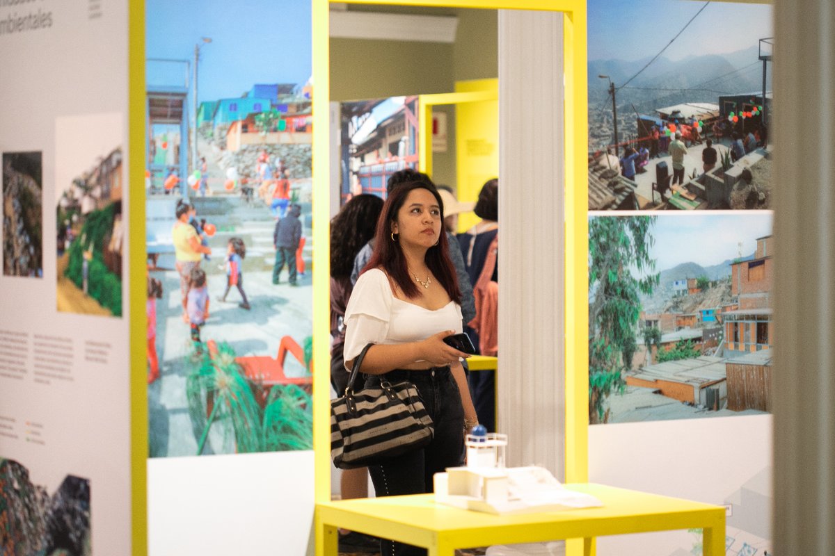 bienal_biau's tweet photo. La #XIIBIAU ha reunido en su exposición itinerante un conjunto de proyectos que abordan formas de habitar y repensar las ciudades del siglo XXI.

La muestra puede visitarse junto con los resultados de #LIMAPOLIS2023 en la sede Casa O'Higgins en Lima hasta el 7 de mayo. https://t.co/vBBl2ZHOJz