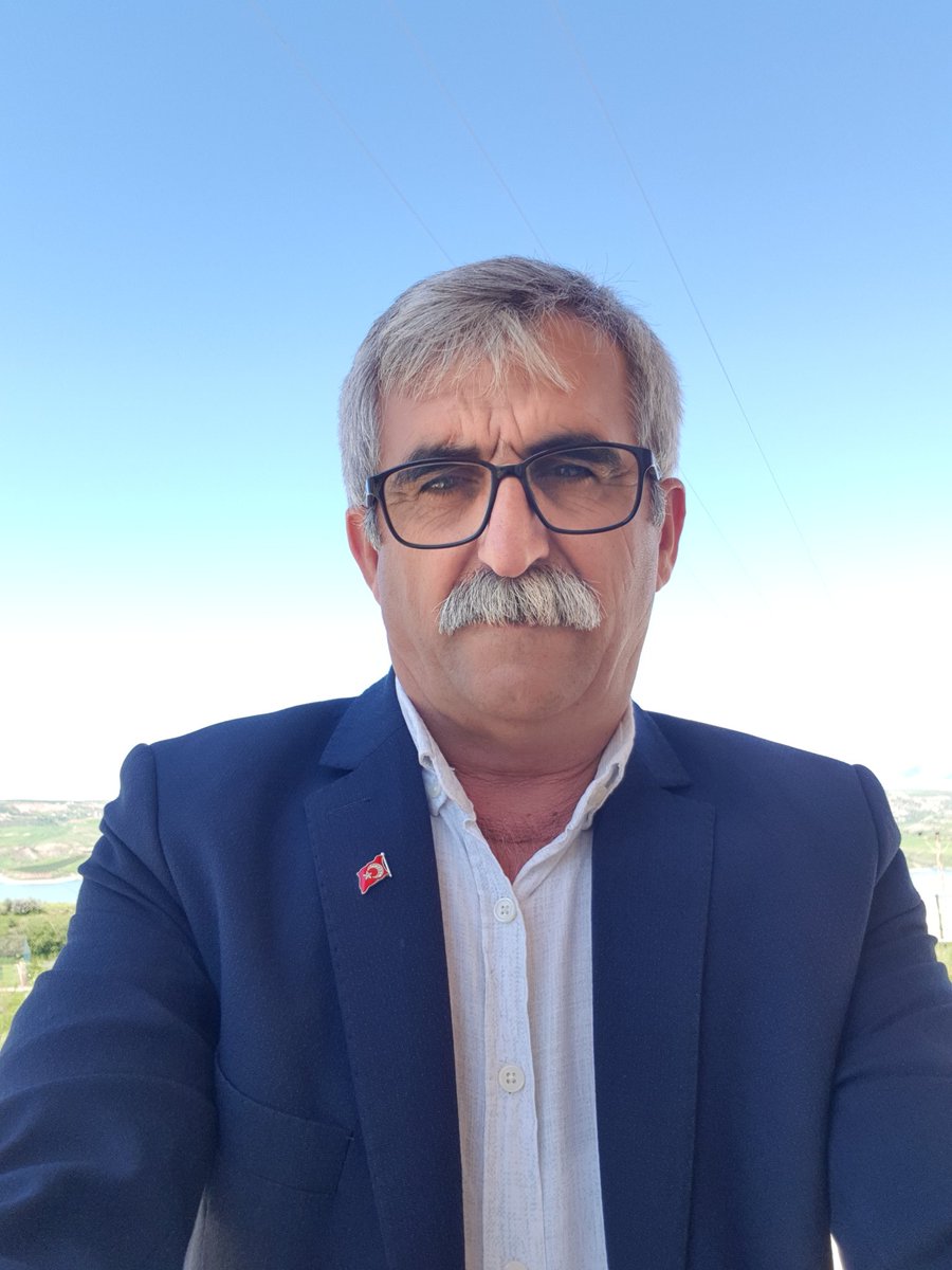 ape_ziya's tweet photo. Bayramınız mübarek olsun inşallah https://t.co/wgA1LpTc4J