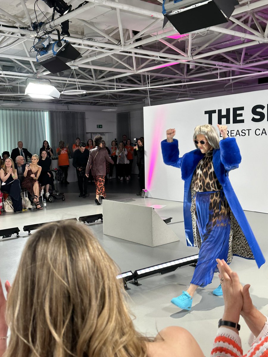 frodayss's tweet photo. Another amazing show @BreastCancerNow 
@mary_huckle https://t.co/LNTDPd4v95