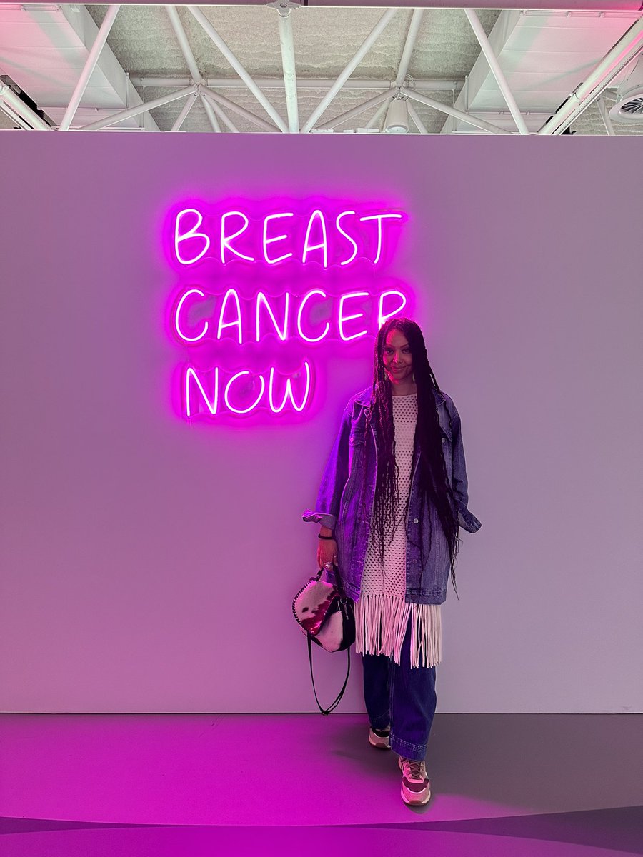 frodayss's tweet photo. Another amazing show @BreastCancerNow 
@mary_huckle https://t.co/LNTDPd4v95