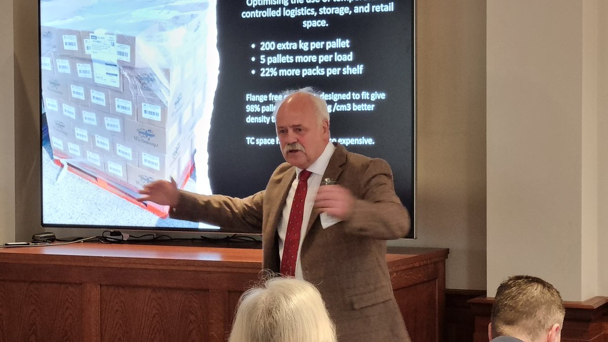 "Develop a path through the bramble that others can turn into a motorway." Charles Baughan founder of Westways sausages tells  processors  about innovation at <a href="/AIMS_Meat/">AIMS - Voice of the Meat Industry #Yes2Meat</a> conference #AIMSLunch <a href="/farmersjournal/">Irish Farmers Journal</a> <a href="/FJNorth/">Farmers Journal NI</a>