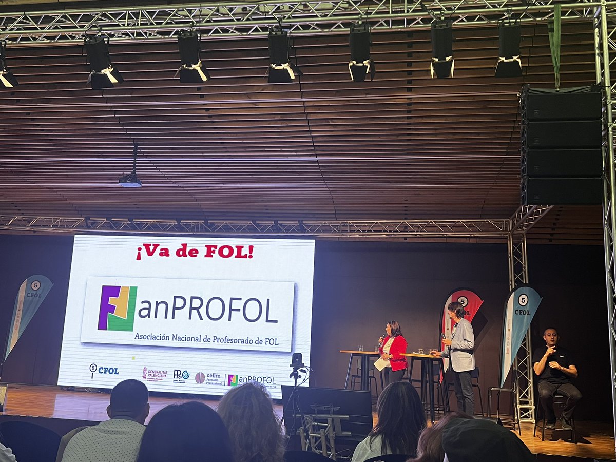 AlarconRoser's tweet image. @covadongafol y @pirafol3 nos recuerdan los incios de #ANPROFOL que se germinó en el primer Congreso de FOL que se celebró en Valencia en 2016.
#CFOL2023