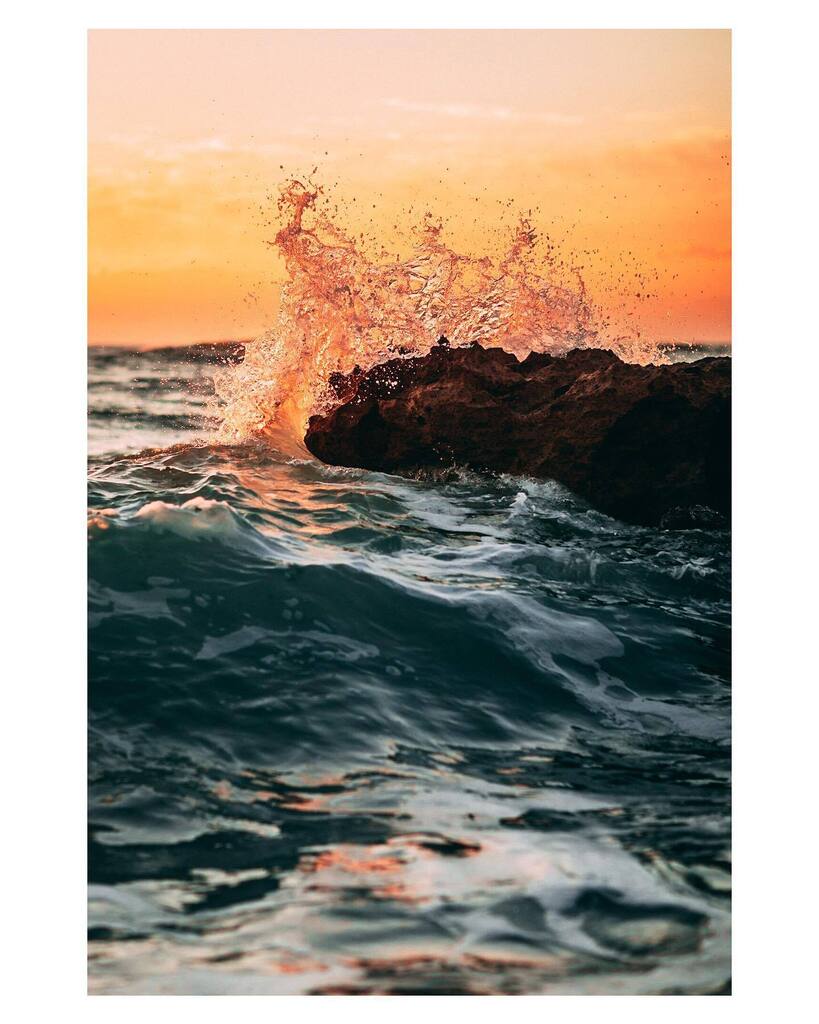 mattakespics's tweet photo. Wave meets rock
•
•
•
#sunrise #sunset #beach #landscapephotography #landscape #dslr #canon #canonusa #florida #palmbeach #waterphotography #beachphotography #coralcove #rocks https://t.co/PE0p8Bx4nh https://t.co/Ksc6Uf0cO6