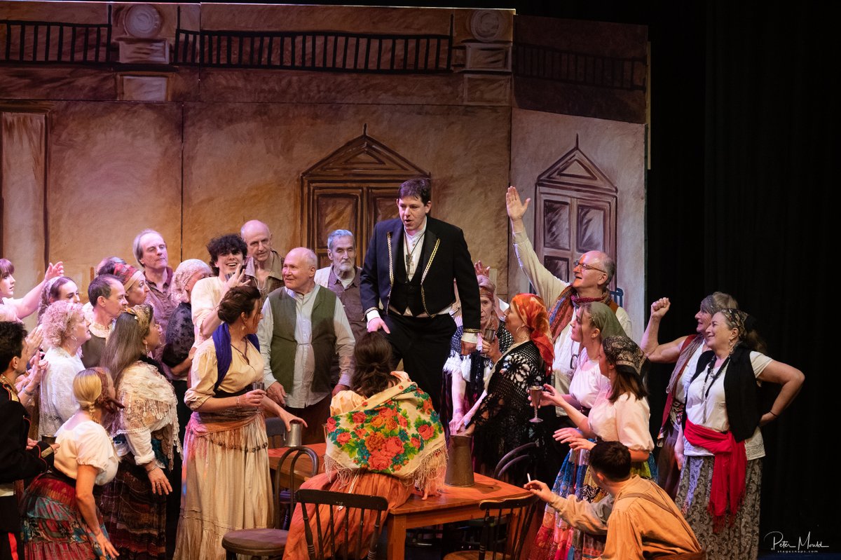 Opera South East tweet media