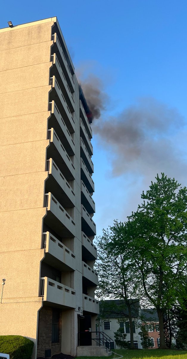 DC Fire and EMS on Twitter "Update 2 Alarm Fire 3200 block Ft. Lincoln