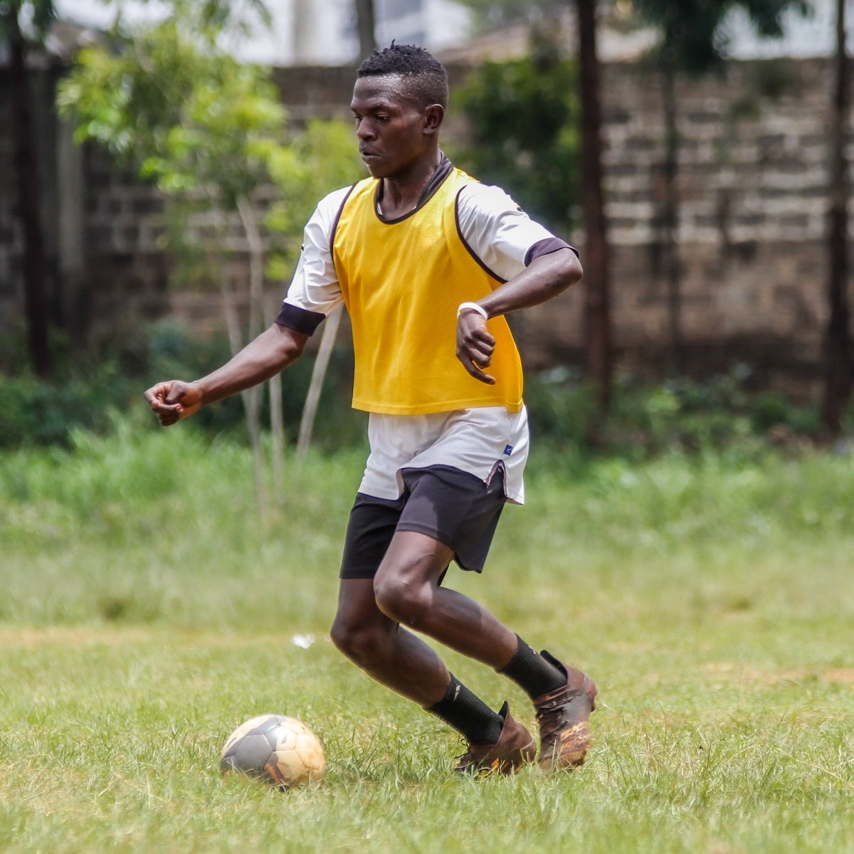 FC_Sofapaka's tweet photo. 🔜Last one before tomorrow

✊Pumped up for Saturday's battle

@OyandoRonny

#BatotoBaMungu https://t.co/yufQYnNHlJ