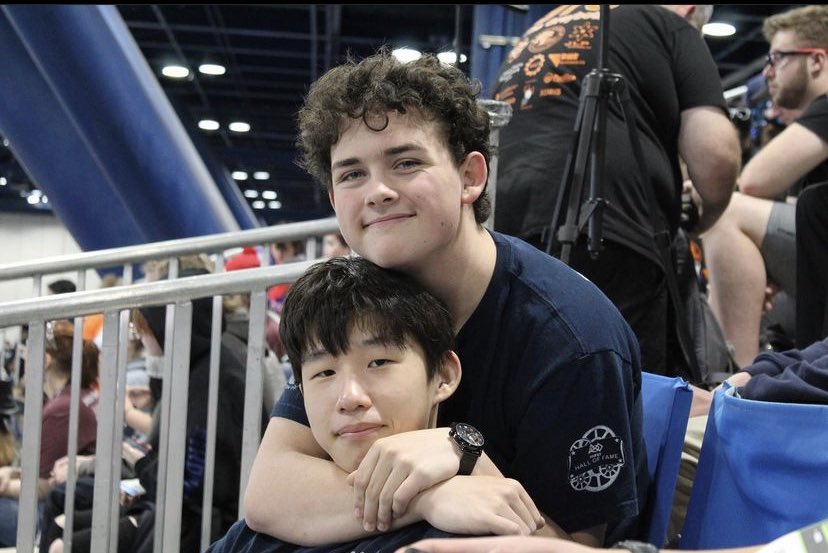 World Day 2 was a success💪! We finished the day ranked 20 with a record of 3-2-0. Everyone did great and we can’t wait to see what Day 3 brings us.