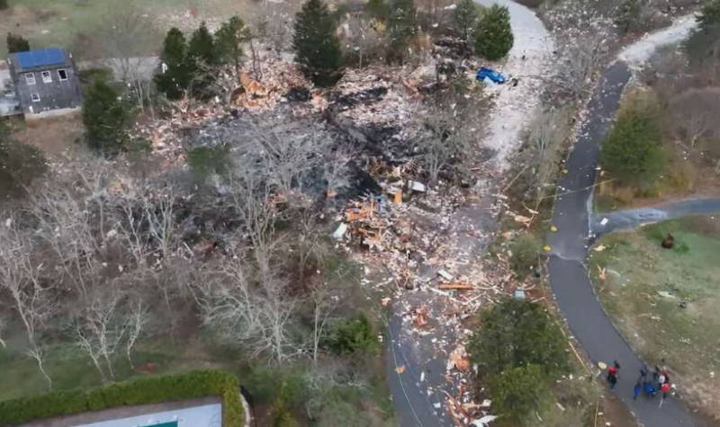 'You got a mattress in a tree...The foundation is just utterly destroyed': boston25news.com/news/local/wha…