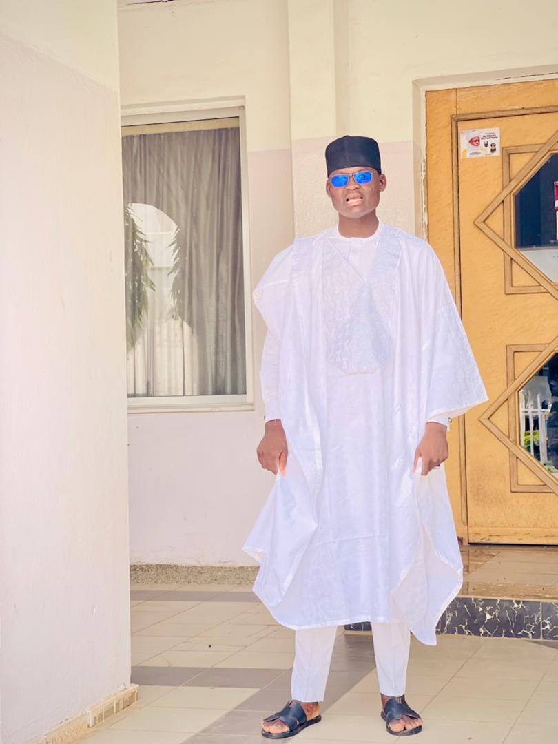 sirdeq_'s tweet photo. Eid Mubarak 💔 https://t.co/OBAbuZRXG5