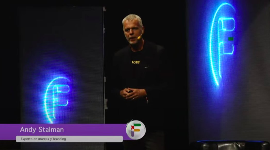 noraysoftware's tweet photo. El experto en branding y marcas @AndyStalman ya está en el escenario de #Futurismo2023 para hablarnos de #branding en el sector turístico.

Somos toooodo oídos para escuchar tu experiencia y absorber tus consejos. 🤩

#Futurismo #EventosNoray #Noray https://t.co/pHQNAoH5Bm