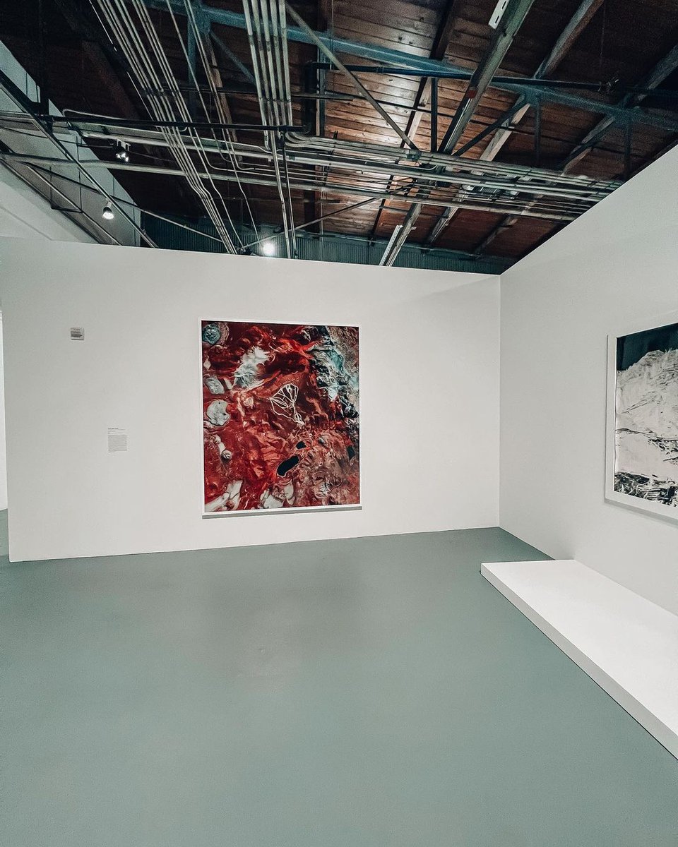 MetaEliza's tweet image. The best thing that has happened to me lately is a visit to an exhibition in @MOCAlosangeles 
some pictures from there💜