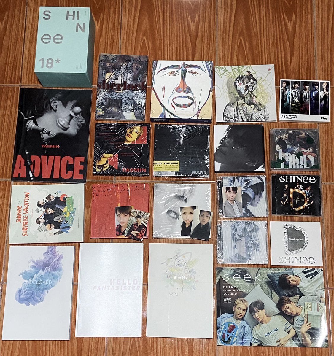 wsxme's tweet photo. [Pls RT] ปล่อยของสะสมชายนี่ อัลบั้มชายนี่ค่ะ สามารถเดมมาเพื่อสอบถามเพิ่มเติมได้นะคะ พร้อมส่งค่ะ🙏🏻
#ตลาดนัดชายนี่ #ตลาดนัดSHINee https://t.co/aCV1HOEgOt