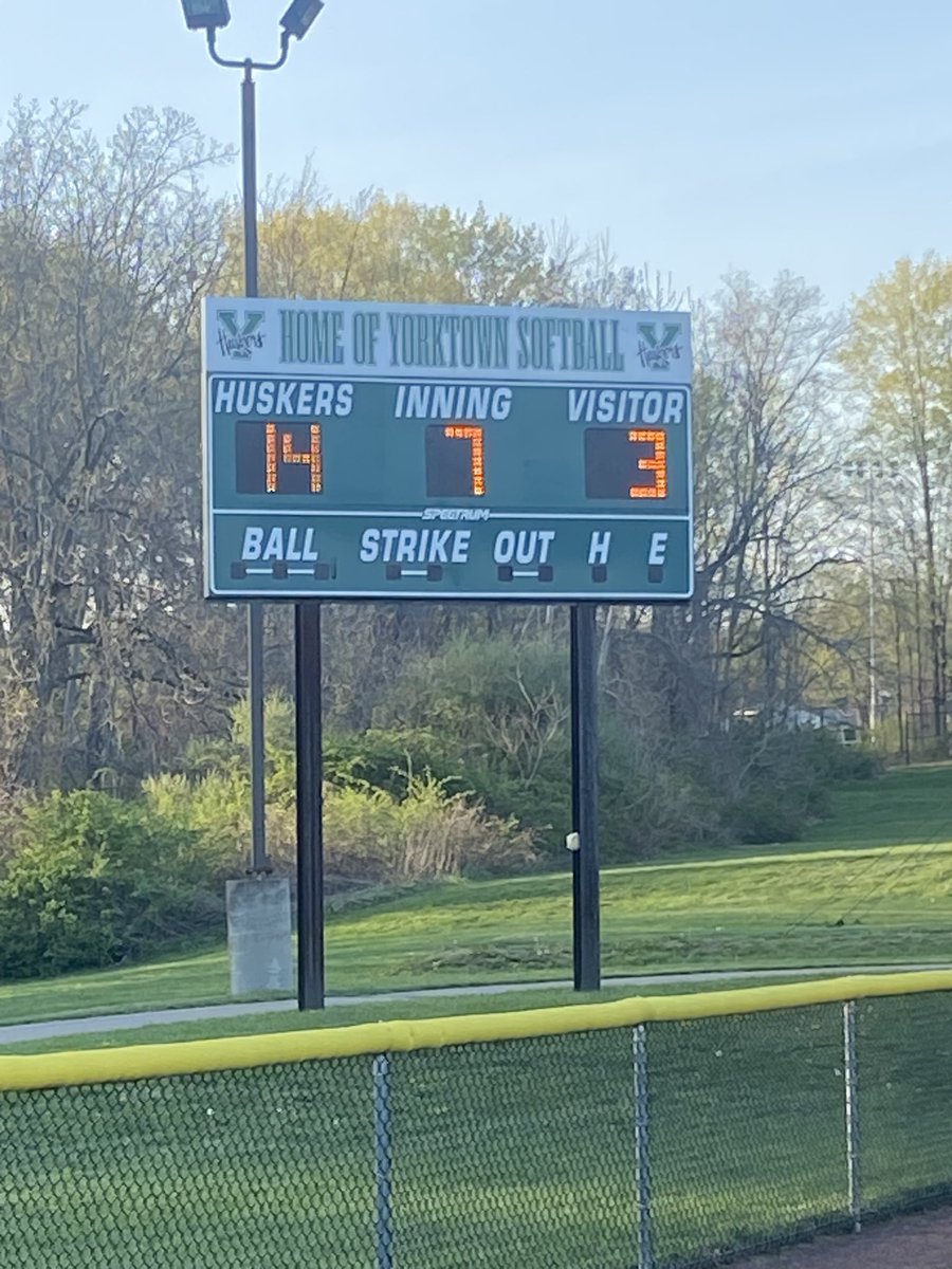 YorktownSB's tweet photo. In her first varsity game, 8th grader Kate Brown, earned herself her first varsity win! 11 Ks and 1 BB! Also went 2-3 at the plate with 2 runs, 2 RBIs and 2 BB! Way to go KB💪🏼 @LoHud_Debbie @LoHudSoftball @YCSD_Athletics https://t.co/CUQbUDDECy