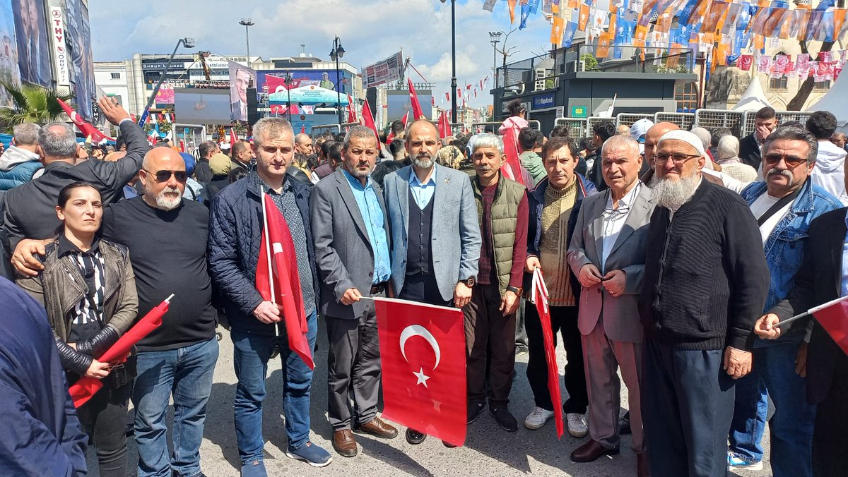 AK parti Güzeltepe teşkilatı olarak Cumhurbaşkanımiz <a href="/RTErdogan/">Recep Tayyip Erdoğan</a> in gaziosmanpaşa da yapacağı açılış ve bayramlaşma programında   yerimizi aldik <a href="/osmannnurika/">Osman Nuri Kabaktepe</a> <a href="/Muhmmtvanlioglu/">Muhammet VANLIOĞLU</a> @fdiren01 <a href="/MustafaBklmez3/">MustafaBükülmez</a> <a href="/ESKaral/">Eyüp Sultan Karal</a>   <a href="/aksacli3458/">RUŞAN ŞAHİN 58 🇹🇷</a> <a href="/Bayir6Esra/">Esra BAYIR 🇹🇷</a>