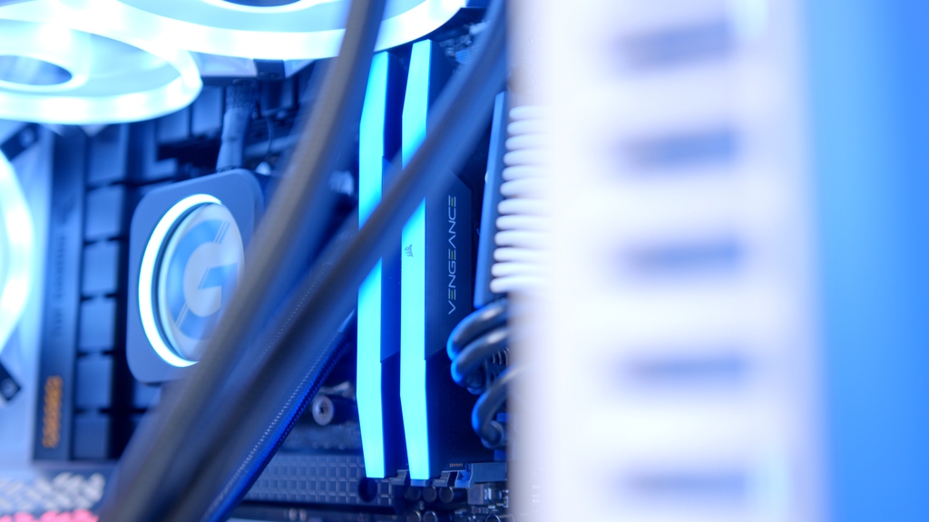 chillblast's tweet photo. Some beautiful close-up shots of our recent custom gaming PC with @GeekaWhat π
Create Unique with Chillblast X and #MakeItYours
Shop Now ποΈ
https://t.co/H91YeOWEZf
#chillblastx #geekawhat #gamingpc #gaming #pc #custompc https://t.co/E8fSyfuNKv
