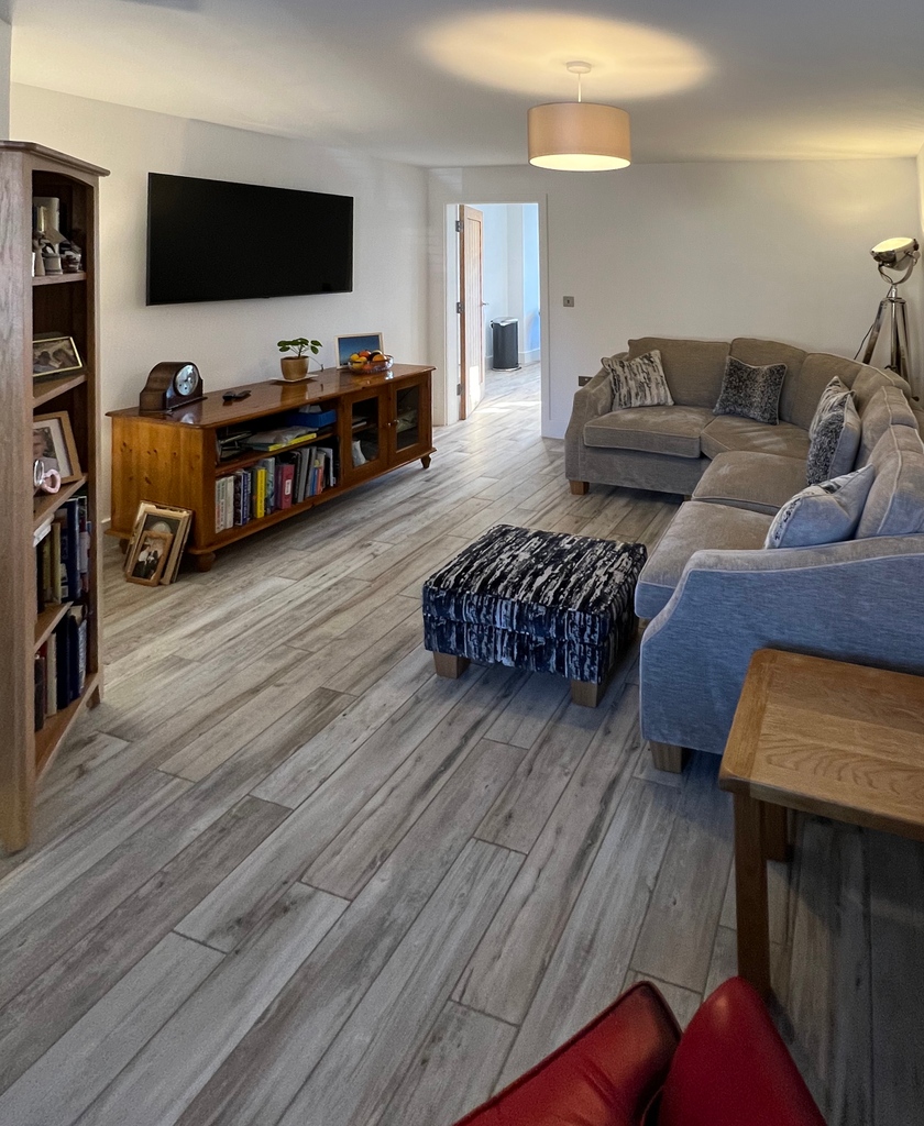 AlexandersLtd's tweet photo. NEW BUILD
Plot 16, Hedgerow Close, Old Dalby
Call to view: 01664 896332

A superb, exclusive development on the edge of the highly regarded, thriving village of Old Dalby.

#teamalexanders #loughborough #ashby-de-la-zouch #shepshed #meltonmowbray #marketbosworth #eastmidlands https://t.co/EsBfBD1QXO