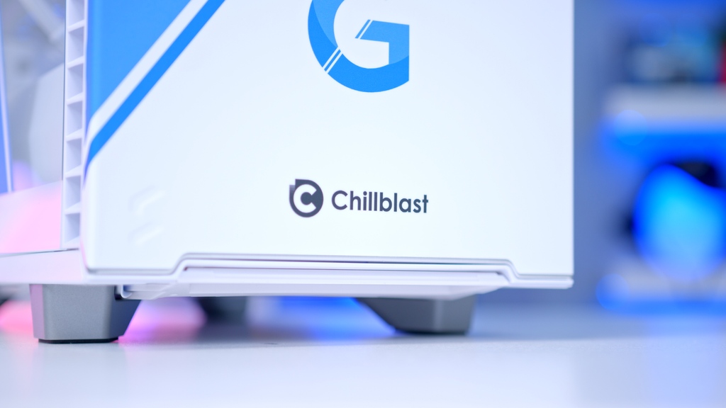 chillblast's tweet photo. Some beautiful close-up shots of our recent custom gaming PC with @GeekaWhat π
Create Unique with Chillblast X and #MakeItYours
Shop Now ποΈ
https://t.co/H91YeOWEZf
#chillblastx #geekawhat #gamingpc #gaming #pc #custompc https://t.co/E8fSyfuNKv