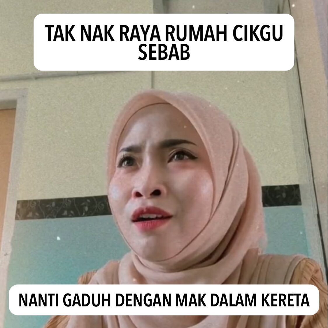 LVGIF's tweet photo. Setiap generasi ada cabaran tersendiri dan kesemua challenges tu valid. 

Zaman aku dulu, padah berkongsi masalah dengan cikgu kaunseling, habis satu bilik guru tahu cerita mak bapak aku bergaduh sebab orang ketiga. Apa kes sampai cikgu bahasa Inggeris pun pandang slack kat aku? https://t.co/5cvnqmtlGB