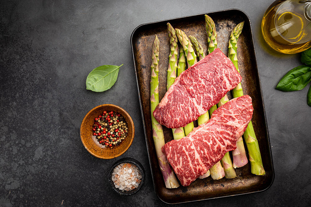halfcowforsale's tweet image. Are you tired of buying meat that is dry and flavorless? Our Half Cow for Sale option provides you with juicy, flavorful beef that is sure to satisfy your taste buds. #JuicyAndFlavorful #HighQuality #HalfCowForSale