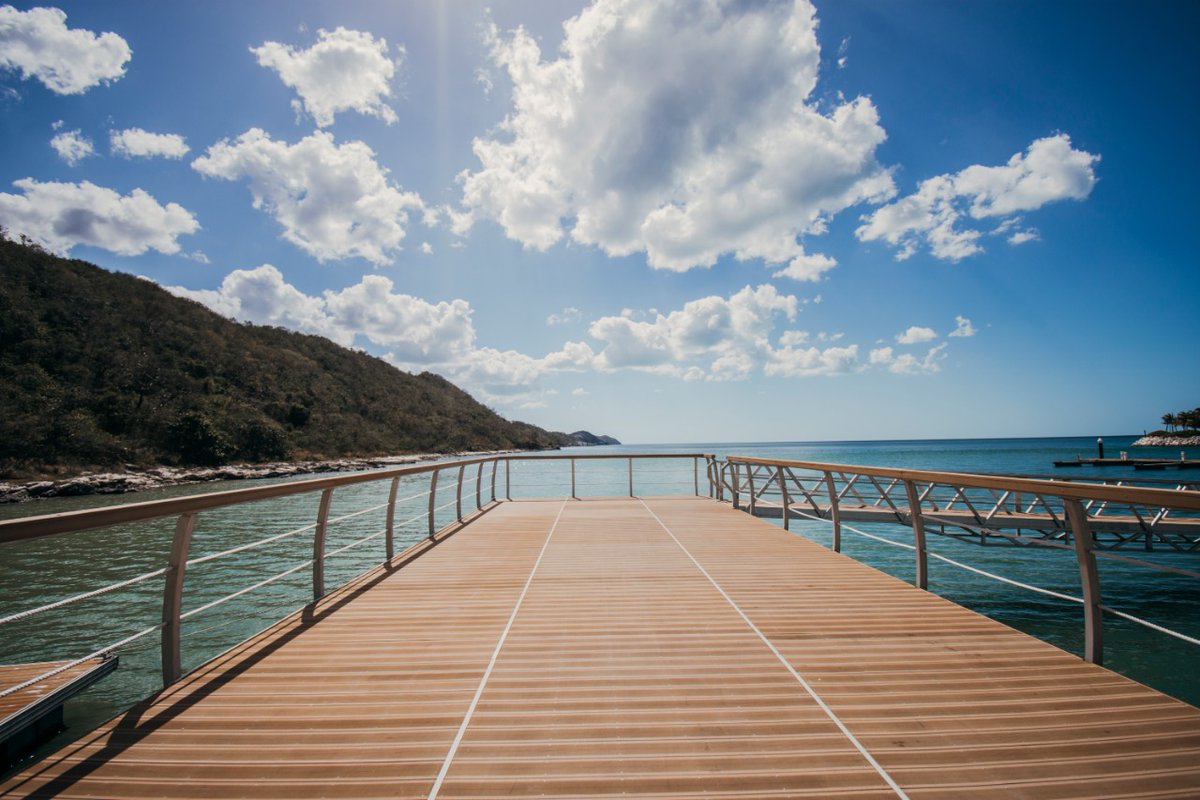 ronautica's tweet photo. Today we bring you a project that will surprise you 🛥️ - The Marina we designed and built in the exclusive 💎 Campeche Country Club, in #Mexico.

This marina has capacity for 90 boats up to 80 feet in length and 60 jet skis ⚓️🌊 https://t.co/7bjYtKOC6D