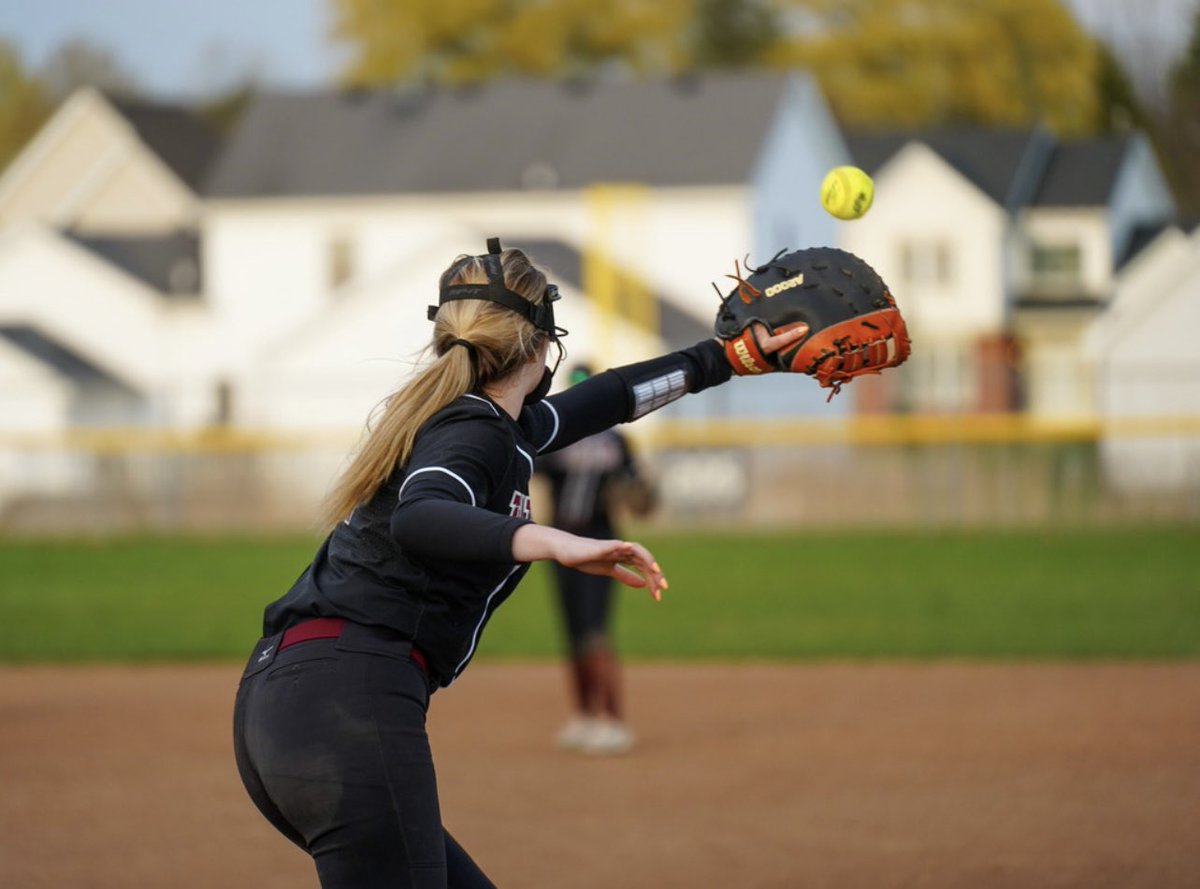Game day! Your Titans host Rush Henrietta today at 5pm in a non-divisional matchup. Come out to support Cayla Raye and the rest of the girls! <a href="/greecearcadia/">Greece Arcadia HS</a> <a href="/pickinsplinters/">Paul Gotham</a> <a href="/primetime585/">Darmadi P I J A T M A L A N G</a> <a href="/arhstitantv/">TitanTV</a>