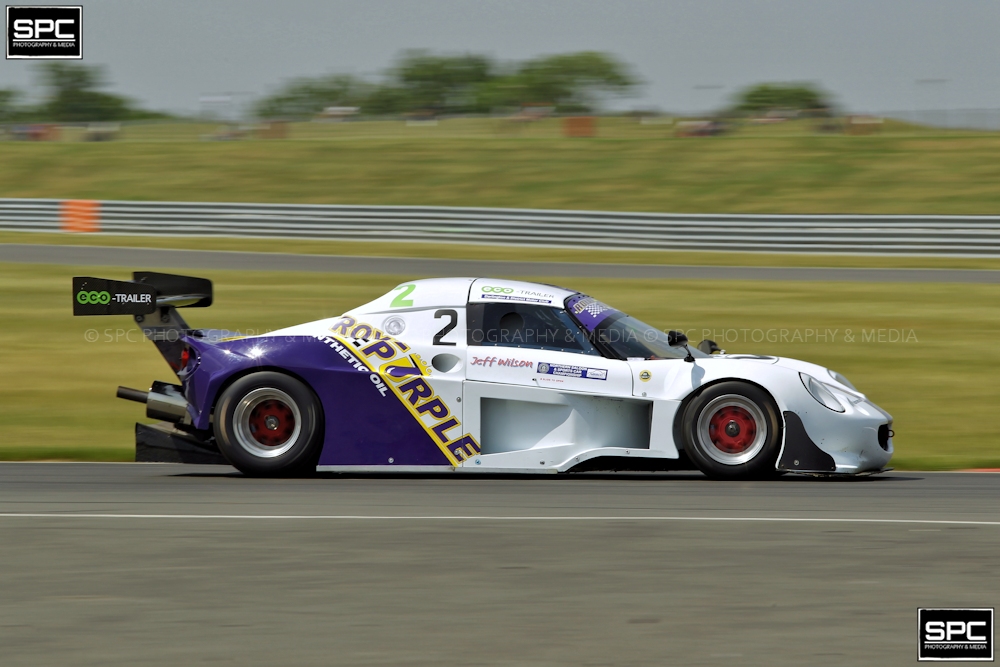 spcphotomedia's tweet photo. A highlight of the #MSVR meeting @DoningtonPark on the 15th/16th of April was the #Radical SR8-based #VWBeetle driven by Matty Cobb in the @DarlingtonDMC #NSSCC. Brainchild of Jeff Wilson, who also came up with the #LotusElise & #BMWM1 silhouettes. @Thundersaloons https://t.co/5GGajyYHUW