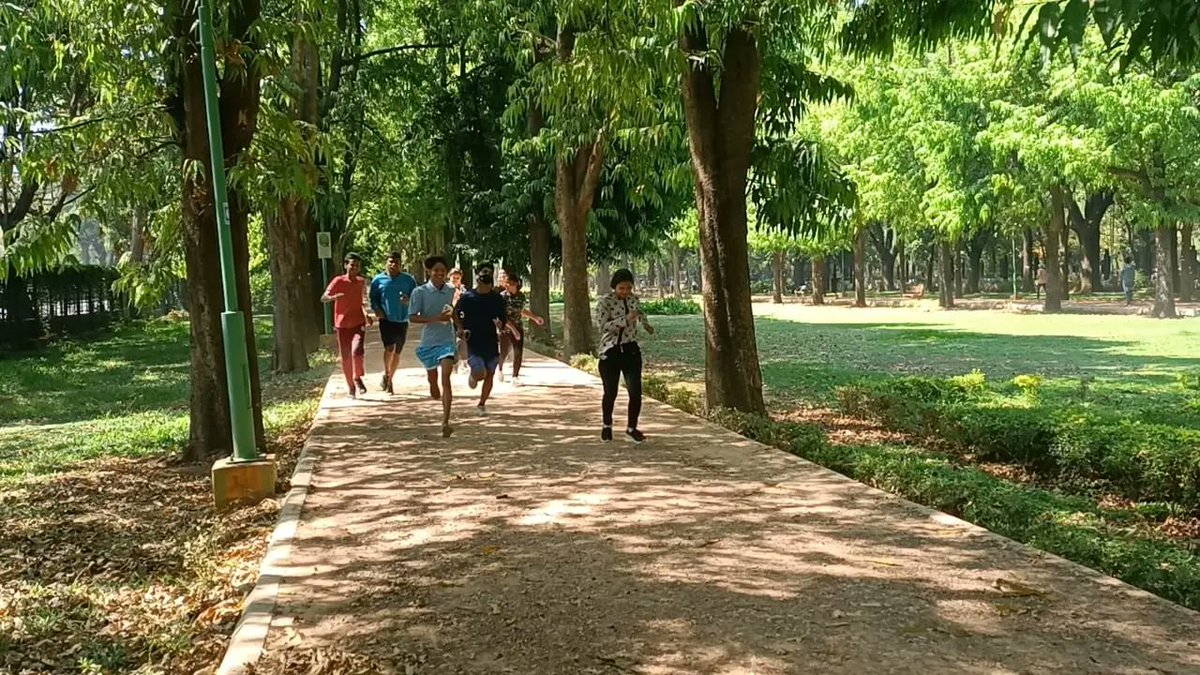 WeLiveFound's tweet photo. Lace up your shoes and mark your calendars for the TCS World 10K Bengaluru on May 21st, 2023. Our Young People in WeLive's Bridge Program are putting in the work during practice sessions to make a difference in their community. 

#welivefoudation #TCSW10K #aidbees #CauseItMatters https://t.co/7BKqkOCrVb