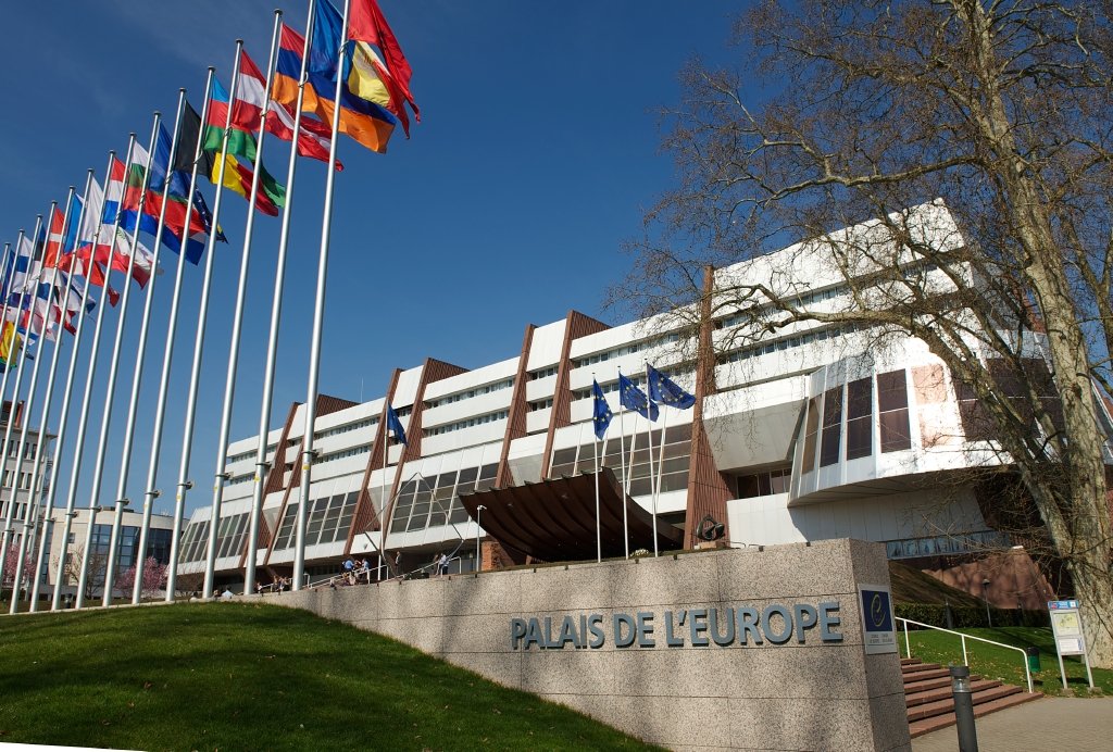 PacePrize's tweet photo. 📢Only a few days left to find out which European city will be awarded the #EuropePrize 2023!
-Rambouillet (France)
-Bamberg (Germany), 
-Palanga (Lithuania) 
-Bolesławiec (Poland),
-or Odesa (Ukraine) ? 

What are your predictions? Results on 26/04.
@PACE_News https://t.co/dtrrwDGBKz