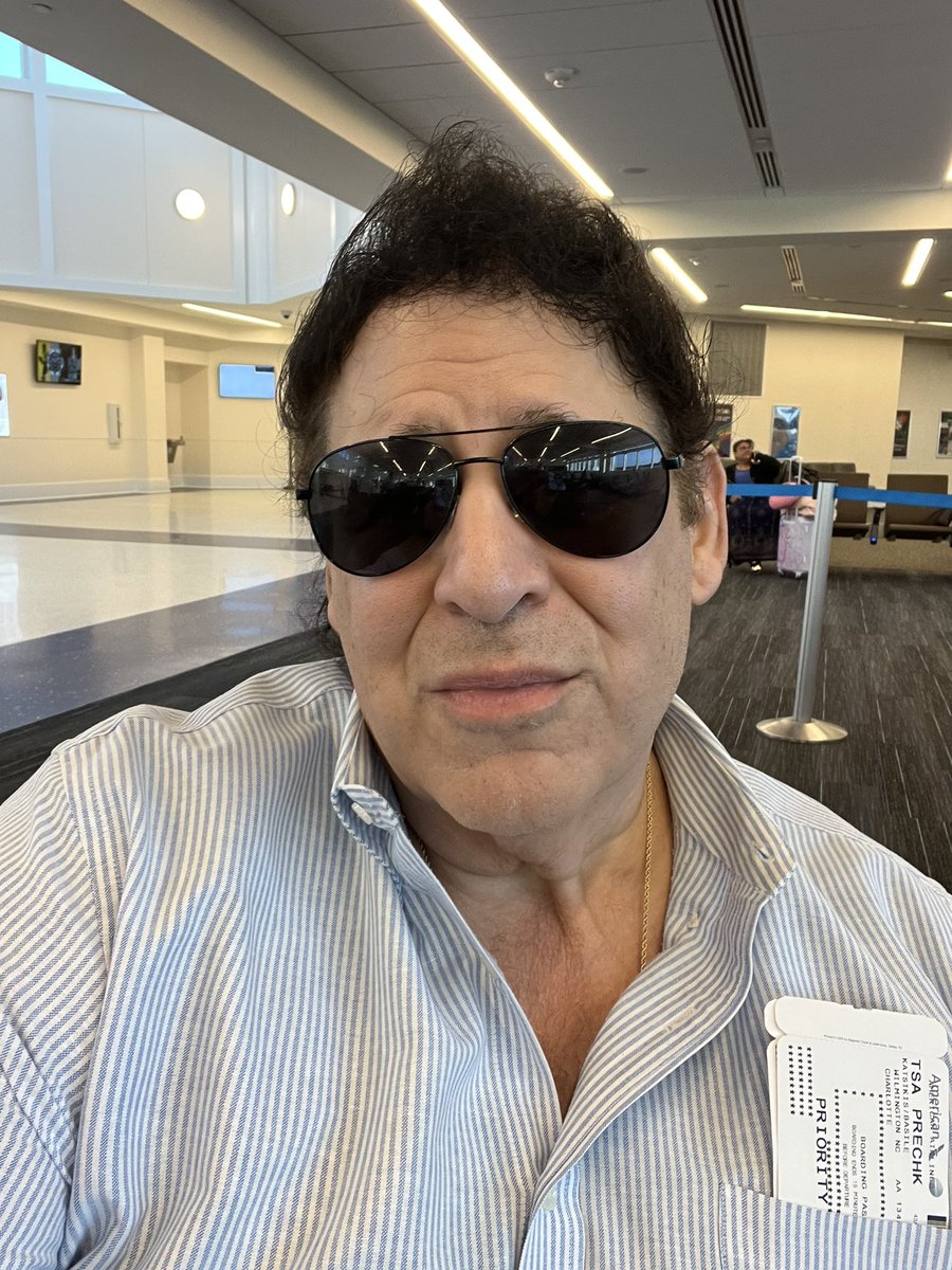 BasileComedian's tweet photo. On my way to TAMPA, FL!
For A BASILE IN CONCERT… PALM HARBOR, FL. @SnappersComedy
TONIGHT & SAT NIGHT
Only 4 shows! 7:00 & 9:30 PM (727) 937-3737
@BasileFans
#EveryonesFavoriteGreek #SnappersComedyClub #BasileInConcert #GreekComedian #Basile
https://t.co/EMh77P71Bp https://t.co/BYQDg0sqXy