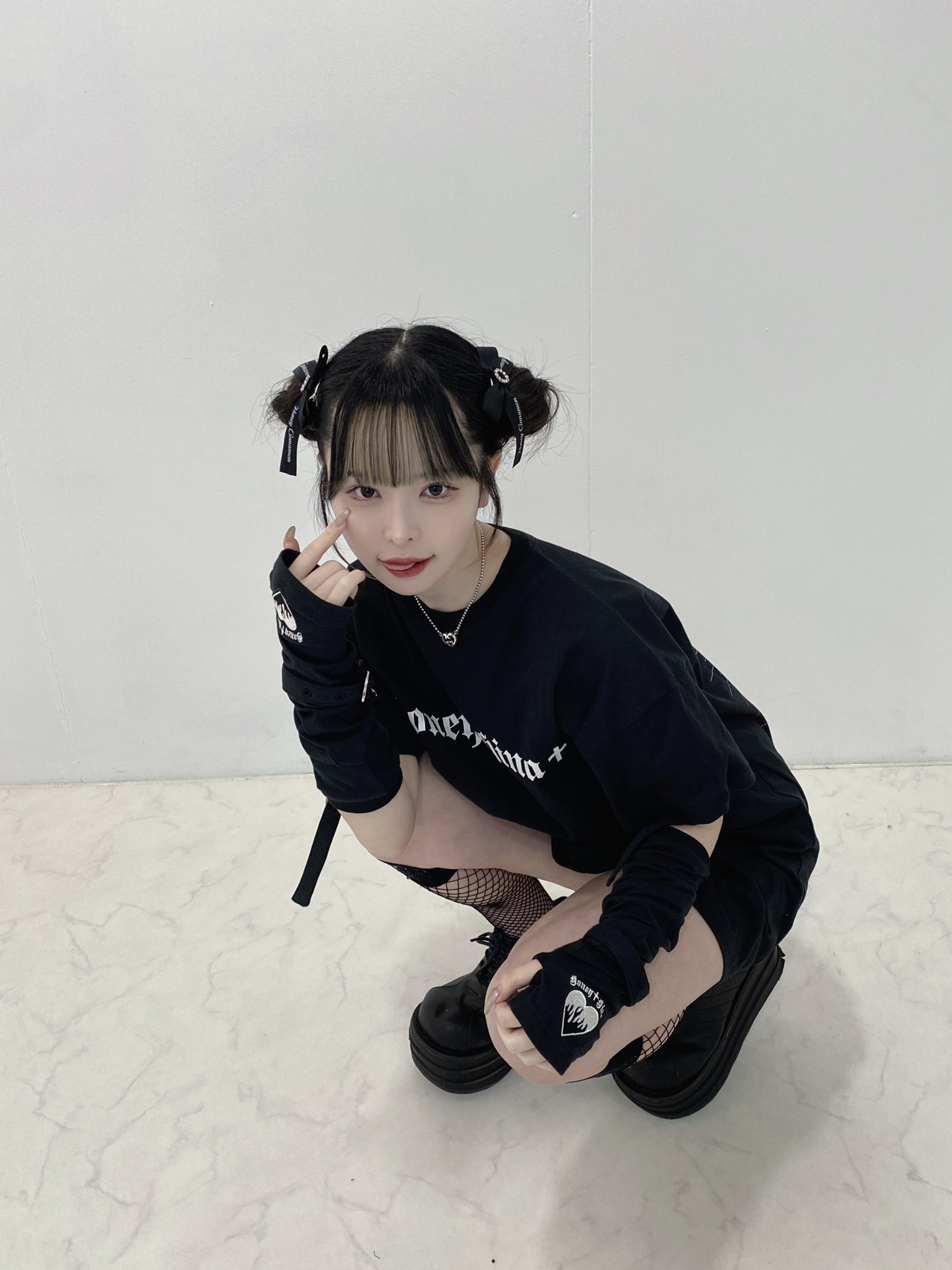 五彩緋夏 в X: „ハニーシナモンさんとコラボ🖤 セットアップと