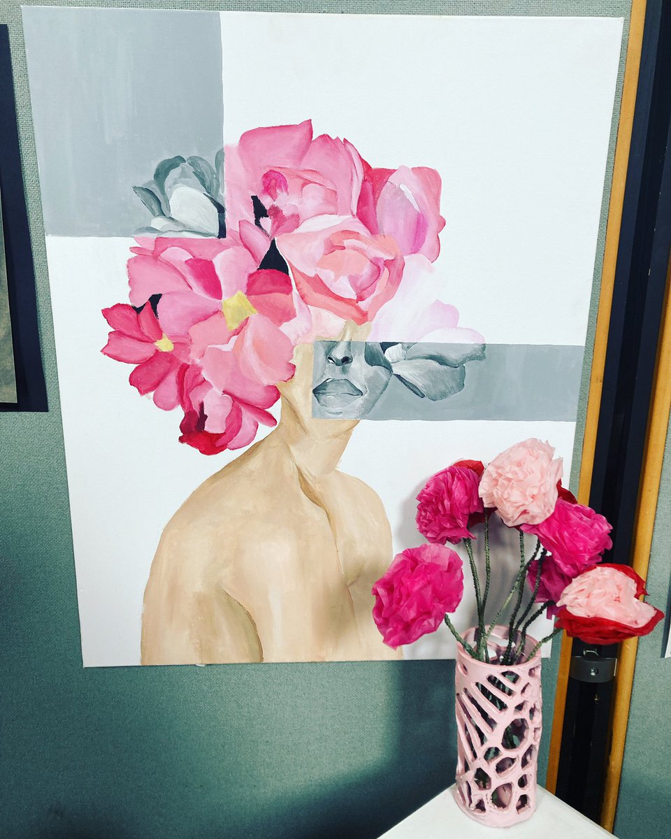 SibfordCreative's tweet photo. A wonderful GCSE final piece completed last year #beyoubesibford #beyoubebrilliant #sibfordschool @Sibfordoxon #ukindependantschools #ukschool #quakers #schoollife #art #textiles #pottery #screenprinting https://t.co/1xKmBhh8fm