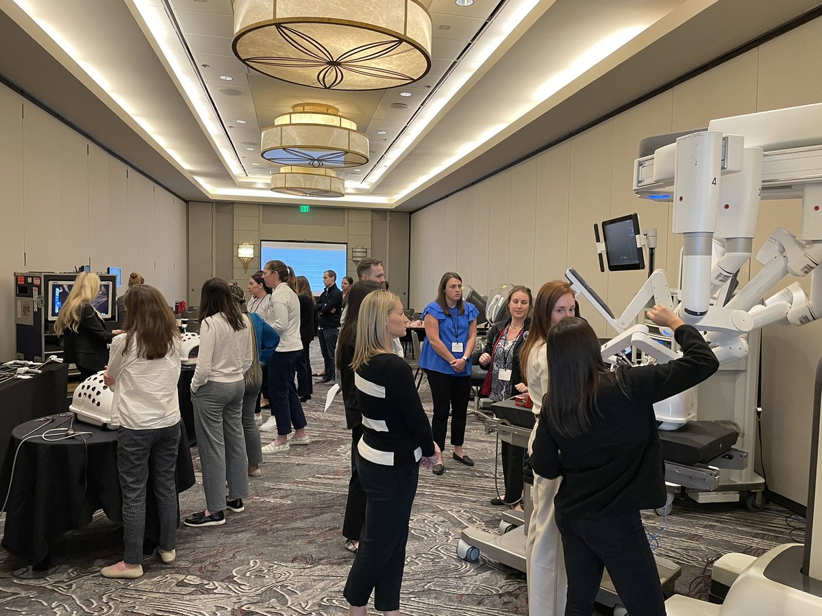 Awesome, impressive lap robotic assist workshop at #SOAP2023  <a href="/MDAndersonNews/">MD Anderson Cancer Center</a> Very proud of our AP instructors! #surgeryAPPs #oncsurgery #endcancer