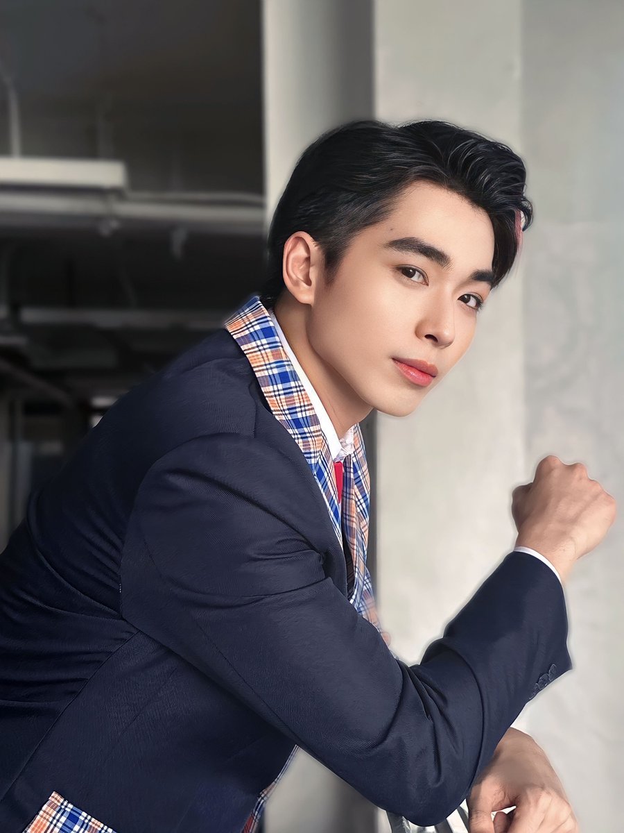 bgyostreamsquad's tweet photo. Congrats Kapitan @BGYO_Gelo! We're proud of you kahit masakit! 

BGYO GELO ON BNTP MV
#JanineBerdinBNTPMV

#BGYO_Gelo
#BGYO @bgyo_ph https://t.co/XqQDRsSTg3