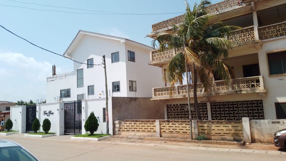 mypdb_gh's tweet photo. House for sale , it's going for a cool price, contact us today for enquires.0200076669.
#pdbsales.
/Prof frimpong Boateng./ https://t.co/ZsjrCyaGX7