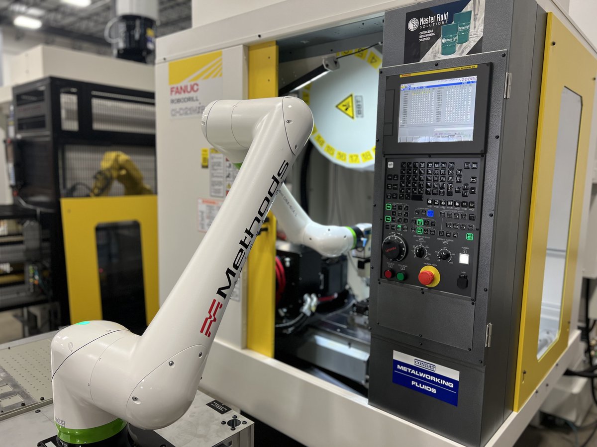 Methods machine tools on twitter it s a fanuc friday the robodrill
