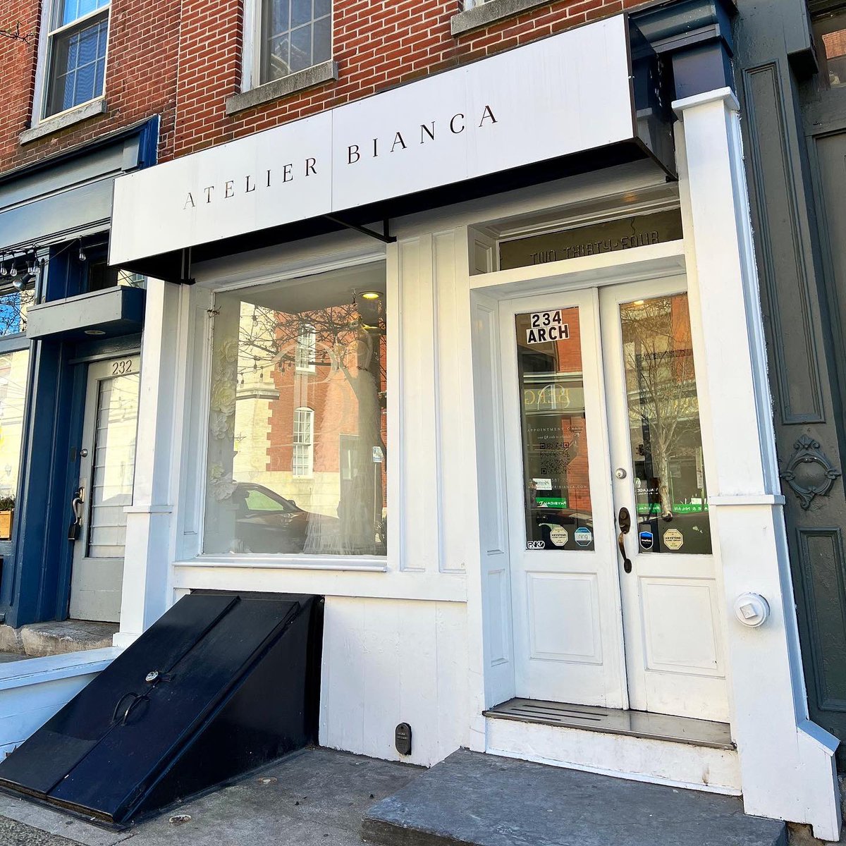 LibertyCo1776's tweet image. 🥁  MAJOR ANNOUNCMENT 🥁  We're beyond thrilled to announce that Liberty &amp;amp; Co. will be moving to Old City, Philadelphia in June at 234 Arch, directly across the street from the Betsy Ross House! Liberty &amp;amp; Co. was launched 5 years ago with the intentions of being nothing more than…