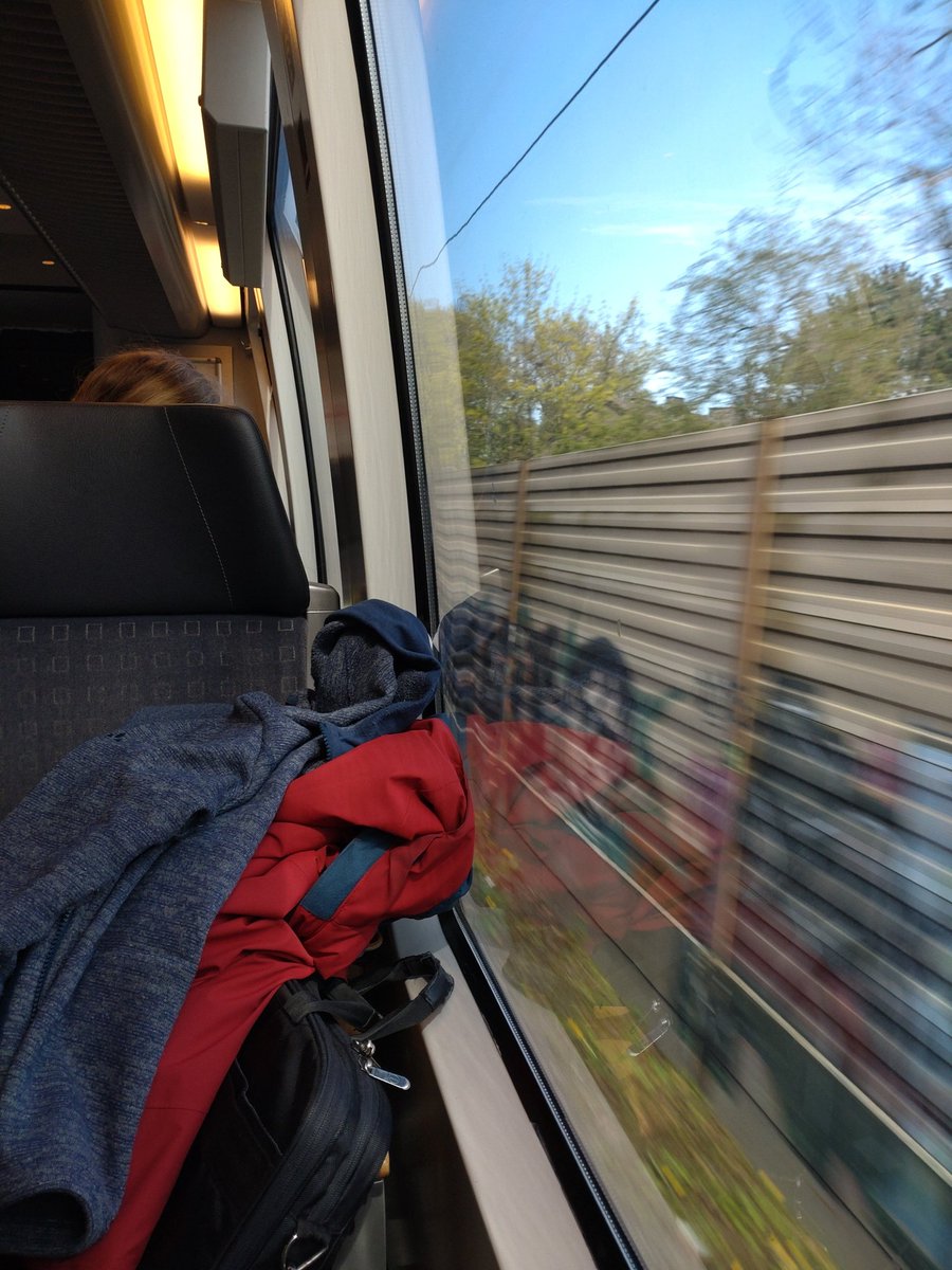 Jan van den Hurk tweet media