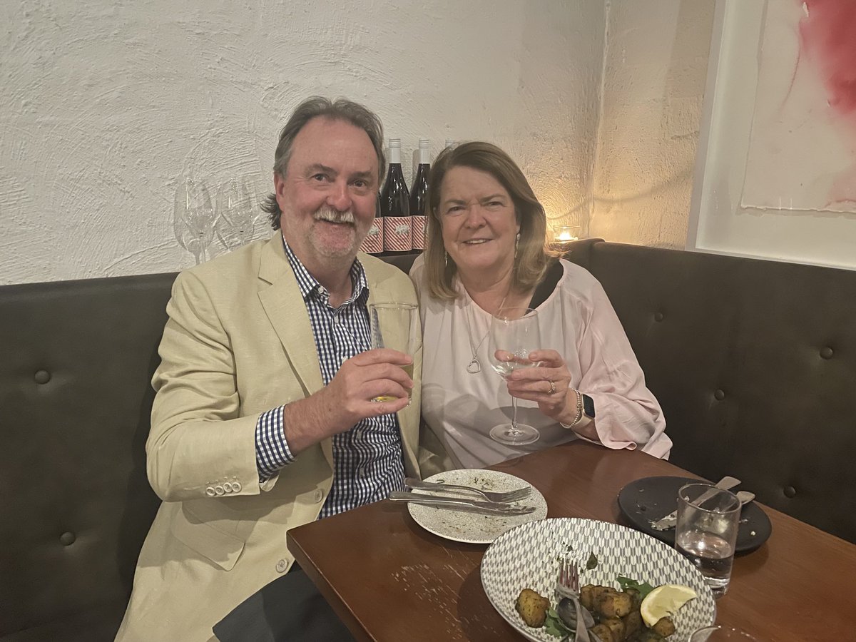 chapmannini's tweet photo. 33 years on. Still going strong #theysaidwe’dnevermakeir #💕💕💕 https://t.co/WizvzGey6X