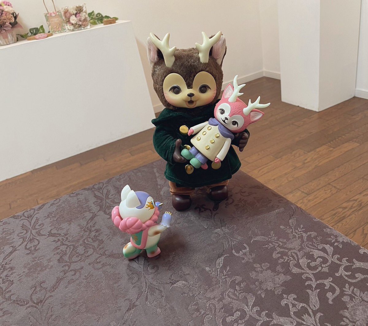 UshimaruSaeki's tweet photo. #retrotoyshop へ、 #宮カワ コンビとお邪魔してきました🐡✨
照紗さんとひなたさんの優しく可愛い世界…♪
とっても癒されました☺️
3枚目、イヌちゃんが迷子になったモリスをお迎えにきていました。 https://t.co/M6Ki6XDX4D