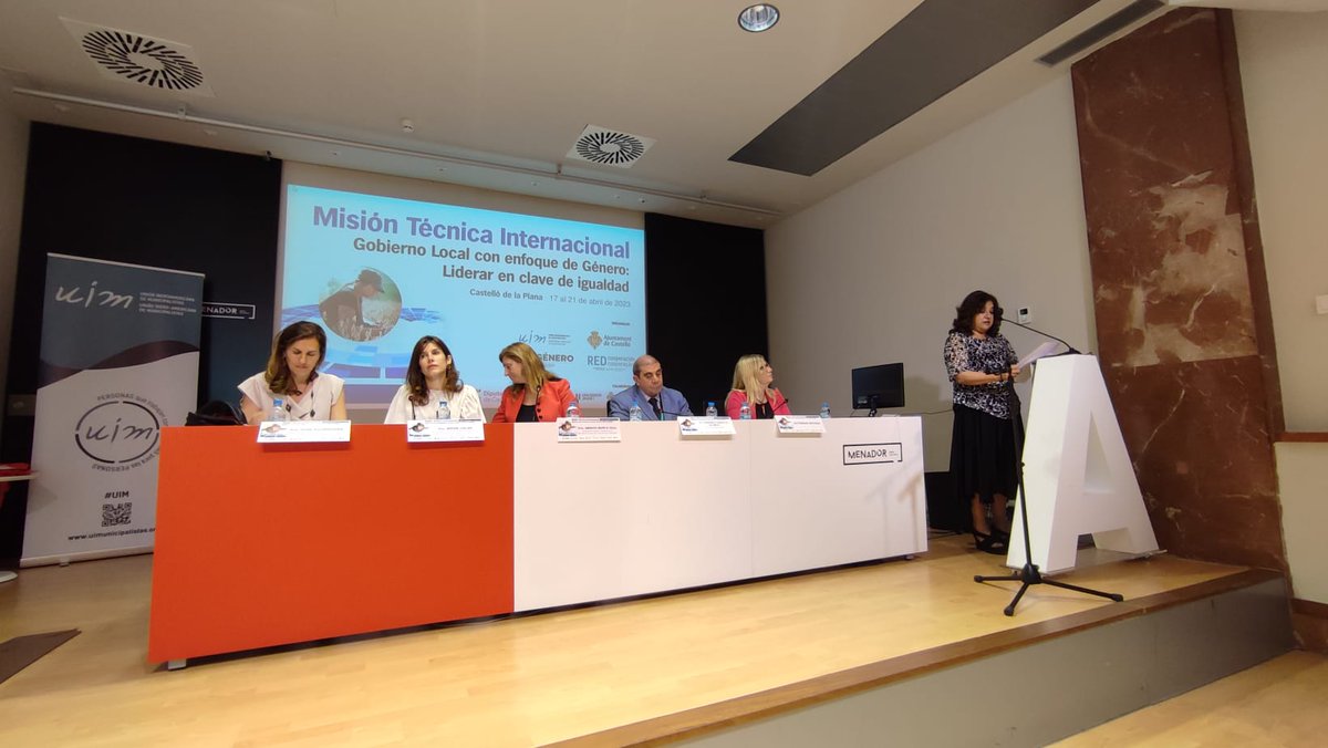 AHORA|
Se realiza solemne ceremonia de clausura de la Misión Internacional de #Género #UIM desarrollada de forma conjunta con <a href="/AjuntCastello/">Ajuntament de Castelló</a> 

Gracias a la alcaldesa anfitriona <a href="/AmparoMarcoGual/">Amparo Marco Gual</a> y a las autoridades que hoy comparten mesa presídium y agradecen a las participantes