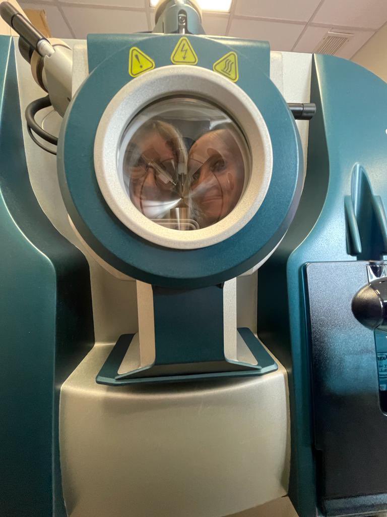 beatrice_zoanni's tweet photo. Guess who has arrived…happy to welcome our new toy! Any nickname suggestion? #mass_spectrometry #lipidomics #qtof #sciex https://t.co/ppEMXGzFq6