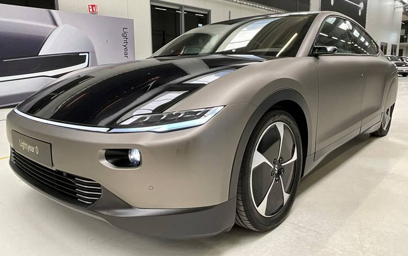 UltimativCars's tweet photo. The #Lightyear0 (former #ONE) has ended now, but to make room for the next model, former #prototype|s & stuff are auctioned:
https://t.co/dIUYQ6rKUR
#Lightyear has proven that a #solarpowered vehicle MAKES sense & fresh money will make the production of the #Lightyear2 possible. https://t.co/q7CVA0ysNw