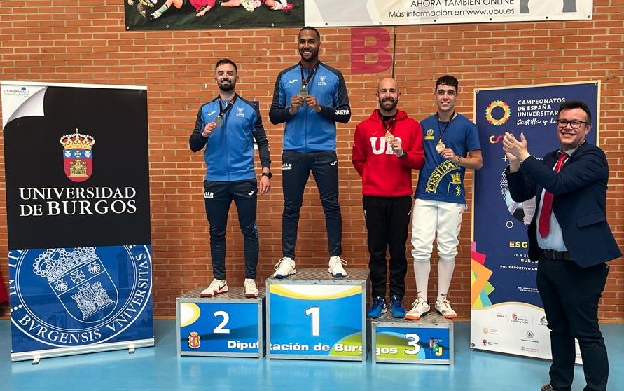 uniriojaDeporte's tweet photo. 🥉 ¡Segunda medalla para @unirioja en los Campeonatos de España Universitarios!

El estudiante de Educación Primaria Víctor López Garrido ha logrado el bronce hoy en @UBUEstudiantes.

🤺 El otro representante de la UR, Jacobo Ruiz Calleja, ha finalizado 12º.

¡Enhorabuena! https://t.co/XYArLu7tGK