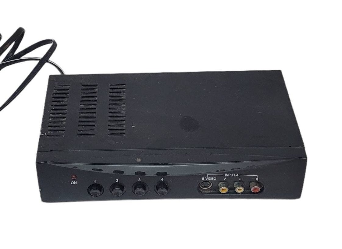 Kitchenconext's tweet image. Video source selector rca cable organizing switcher tuppu.net/389fcfed #kitchenconnection #Etsy #SwitchBox