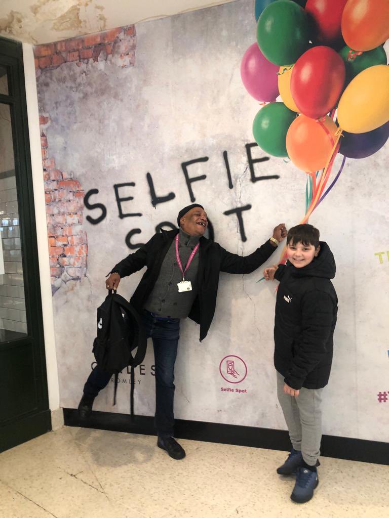 <a href="/saatchi_gallery/">Saatchi Gallery</a> Fantastic trip to the #BeyondTheStreets exhibition today giving our students a cultural education to inspire future art projects. And the staff enjoyed reliving their youth 🫶