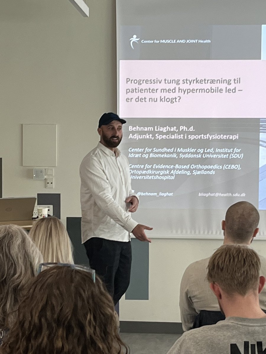 Kierkegaard_Si's tweet photo. What’s new in treatment of shoulder problems? Great talks and a practical workshop today at DSSAK2023 at @HorsensHospital Thanks to @MikkelBek , @Physio_Josefine @behnam_liaghat , @BHougsKjaer and everyone participating. https://t.co/bLGrz3m2PI